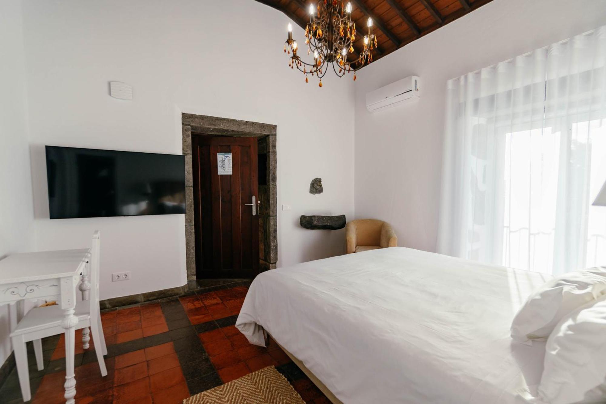 Senhora Do Carmo Charm House Bed & Breakfast Ponta Delgada  Luaran gambar
